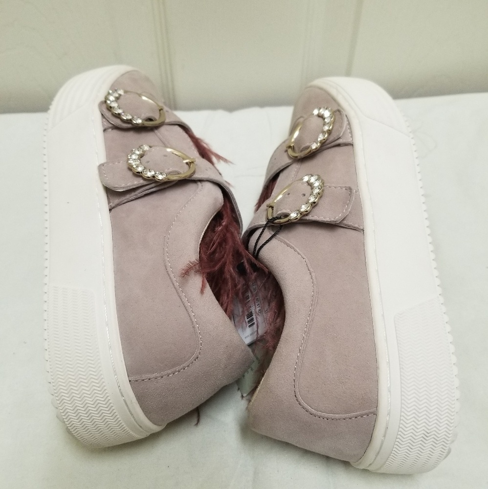 Zara Basic Collection Sneakers - Picture 5 of 6